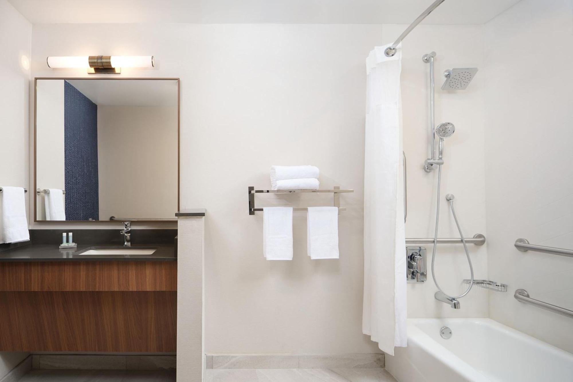 Fairfield Inn & Suites By Marriott Fort Lauderdale Northwest ทามาแร็ค ภายนอก รูปภาพ