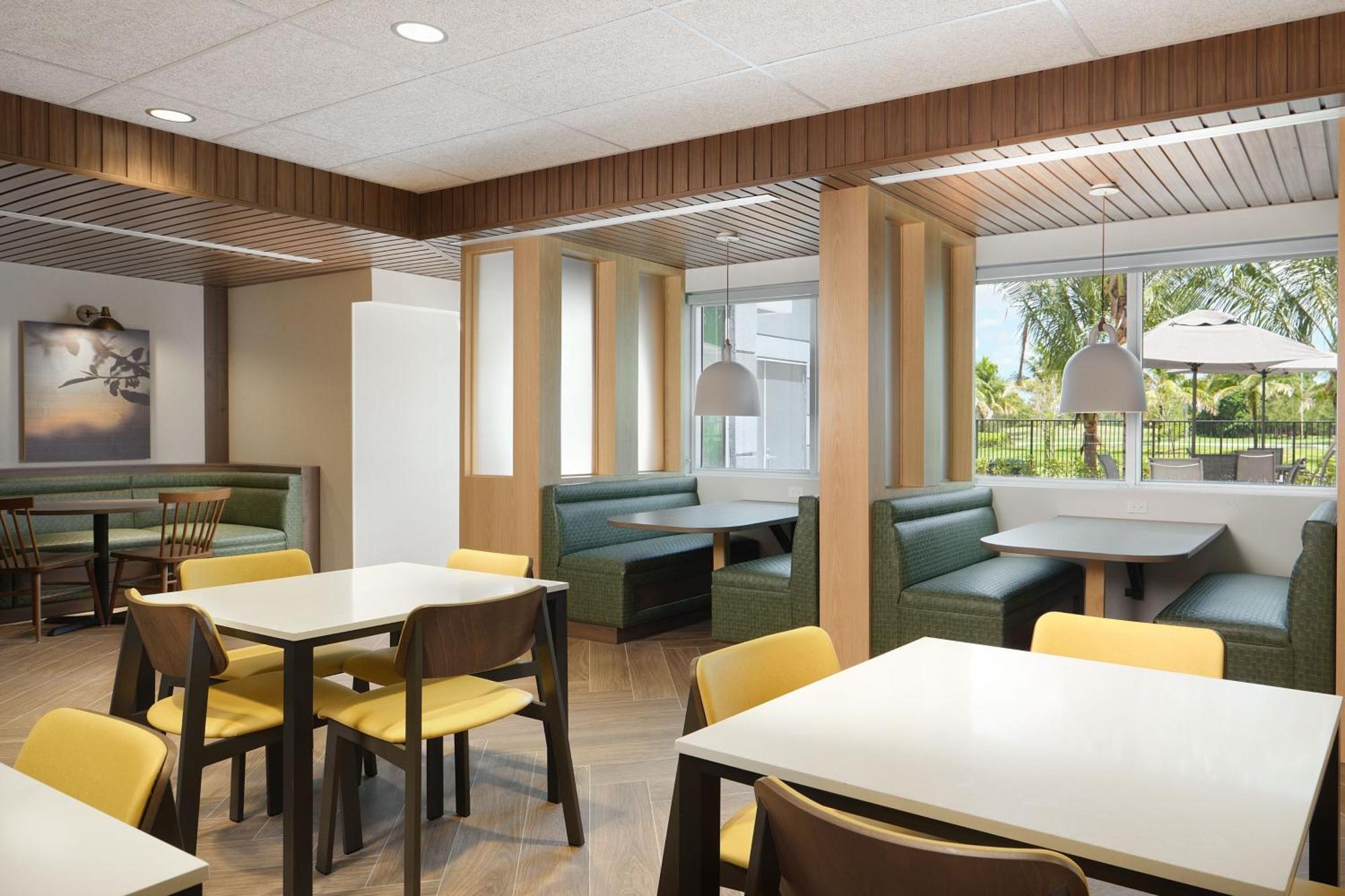 Fairfield Inn & Suites By Marriott Fort Lauderdale Northwest ทามาแร็ค ภายนอก รูปภาพ