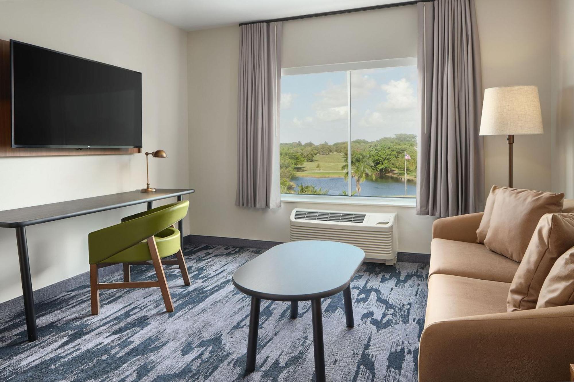 Fairfield Inn & Suites By Marriott Fort Lauderdale Northwest ทามาแร็ค ภายนอก รูปภาพ