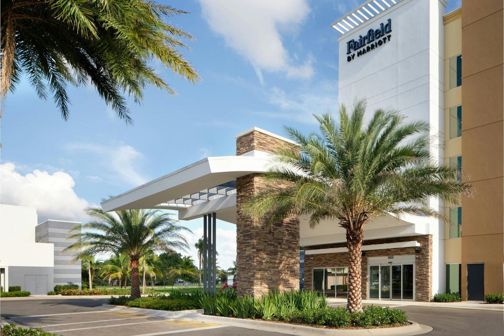 Fairfield Inn & Suites By Marriott Fort Lauderdale Northwest ทามาแร็ค ภายนอก รูปภาพ